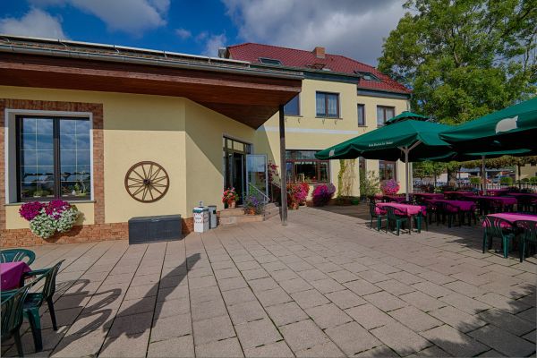 Elbterrassen Zu Brambach (Dessau-Roßlau - Dessau)